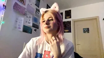 pinkvampire young 11-Oct-2025