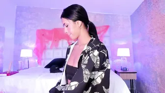 antonella_rossi24 10/11/2025 nude cam