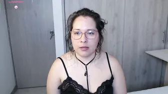 may_bloom live cam show 11 October 2025