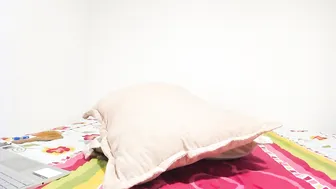 Mia_xxx__ (10/11/2025)