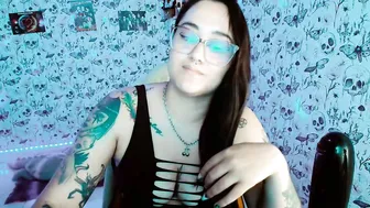 Issis_demon sex chat 11-Oct-2025