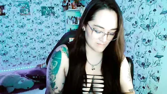 Issis_demon (10/11/2025) mistress
