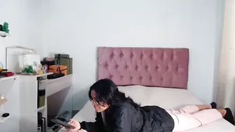 alia054 petite amateur webcam video