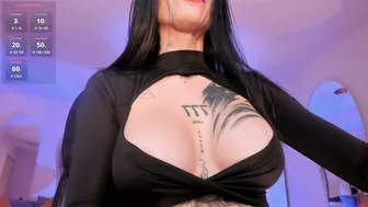 milalawrence_ latina show