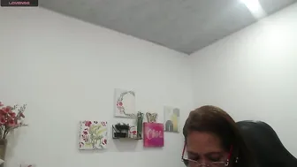 Smilet_milf mature 11-Oct-2025