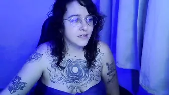 Blue_liz 12-Oct-25 curvy