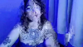 Blue_liz 12-Oct-25 curvy