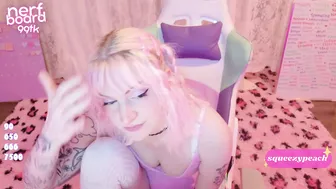 squeezypeach private cam video