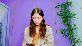 scarletjonesx 12-Oct-25 latina