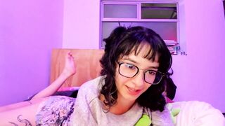 petitee_lunna naked 04/11/2025