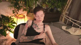 leekta landingstrip nude on cam