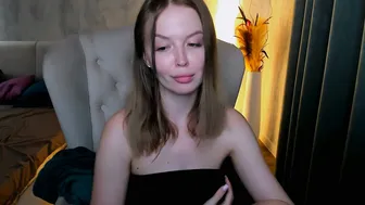 laurennhill lovense - (10/12/2025)