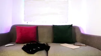 ivanna_james02 squirt (10-12-2025)