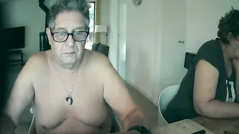 Woodwurm chubby hot cam video