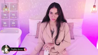 Sophiakross (10/12/2025)