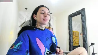 Iris_77 (10-12-2025)