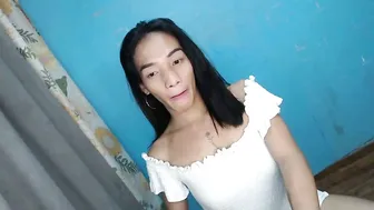 uncut_queen recorded nude video 250576
