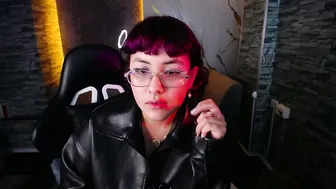 shizuko_b porn chat video 12-Oct-25