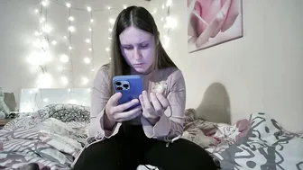 emma_just nude cam 13-Oct-2025