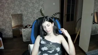 Larisadevries femdom 10/13/2025