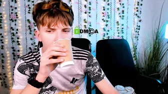 travis_wolf_ recorded nude video 251410