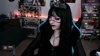 makii_33 chat sex 10/13/2025