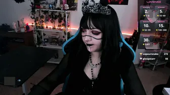 makii_33 chat sex 10/13/2025