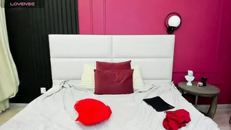 lindainsatiable sex chat 10-13-2025