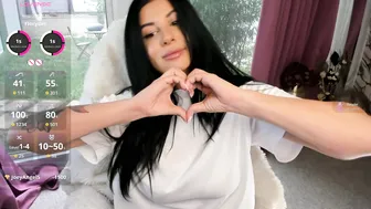 patriciakeys camvideo (10/13/2025)