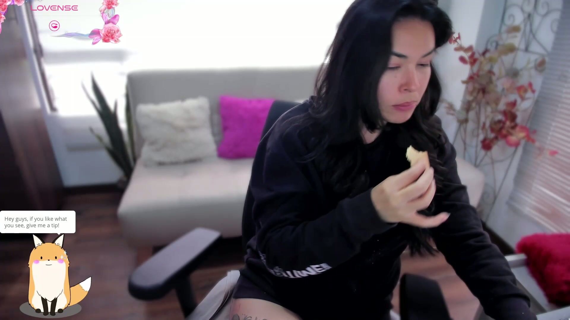 Lunagasai_ young video cam