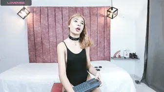 maya_deluxe cam show (10/14/2025)