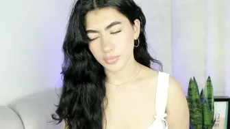 1m_emily (10/14/2025)