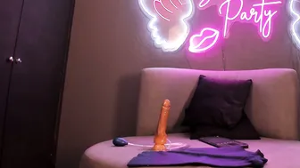 Misskathyfox cam sex chat (10-14-2025)