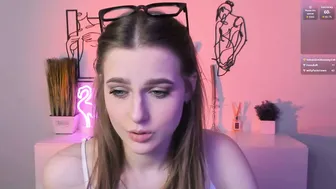 luna_tin porn cam chat (10-14-2025)