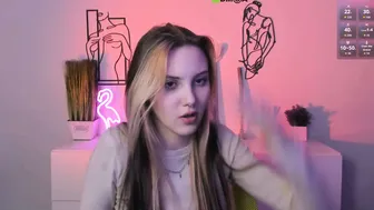 luna_tin porn cam chat (10-14-2025)