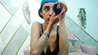 roxana_cyrano cam sex chat 10-14-2025