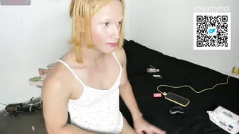 g_obedient_boy webcam video (10-14-2025)