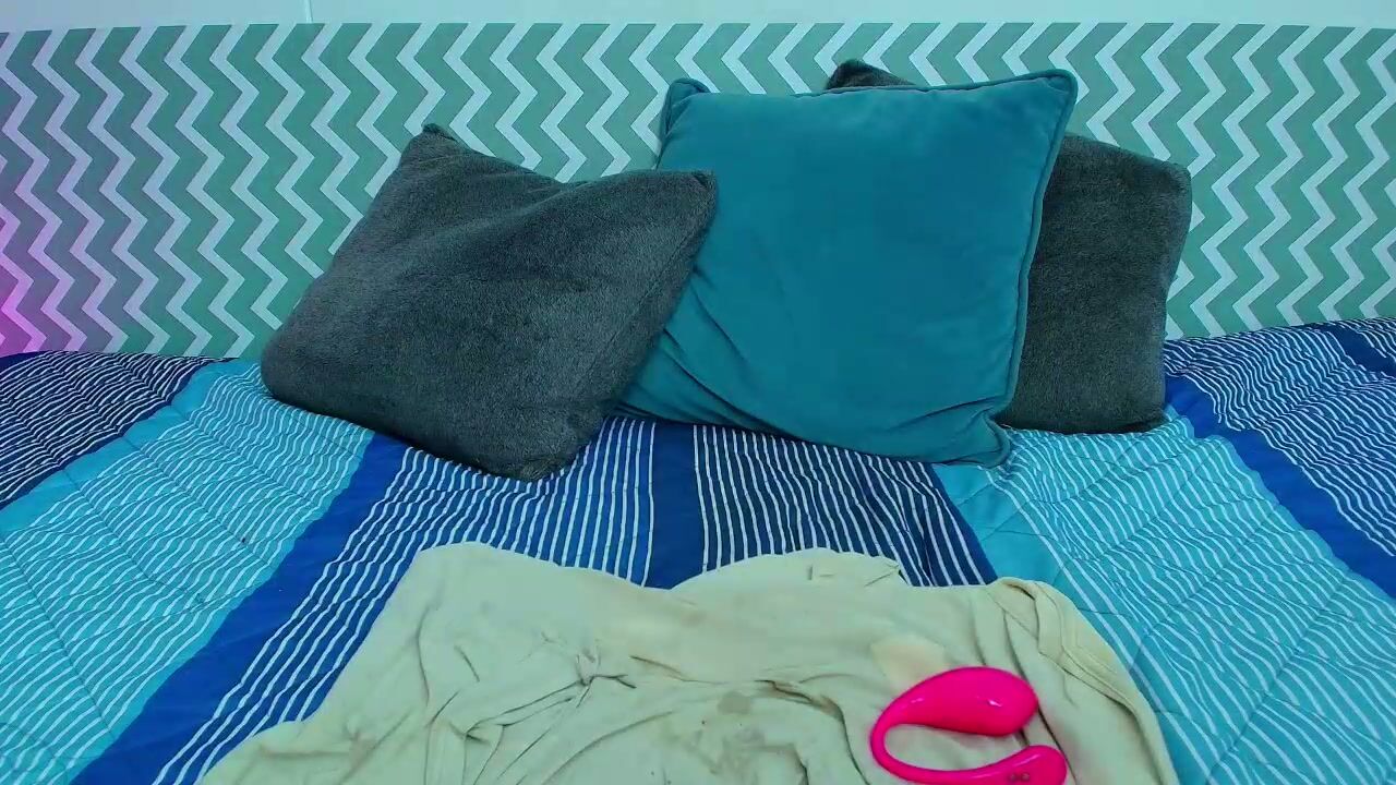 Catalinahenao video cam porn 10-14-2025