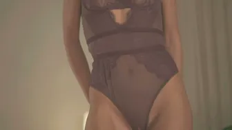 _2strangers hot (10-14-2025)