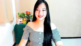 Cutie_asianwoman webcam (10-14-2025)