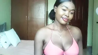Moch4_merylin naked on cam 10-14-2025