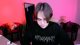 karl_mans bigdick 10/14/2025