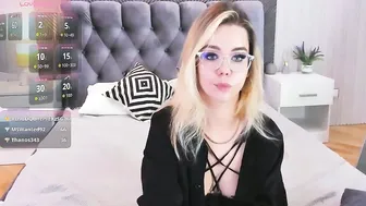 Lilyrabbit porn chat video - 14-Oct-2025
