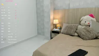 Mia_aristizabal cam girl chat 10/14/2025