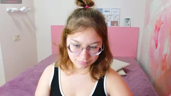 angelinalow porn 14-Oct-2025