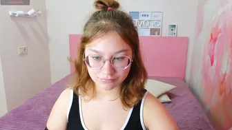 angelinalow porn 14-Oct-2025