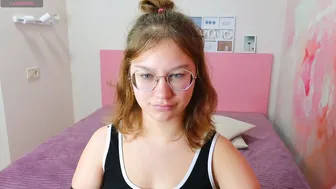 angelinalow porn 14-Oct-2025