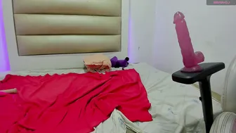 Luna_js_ bigass chat cam sex