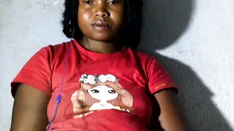 Nathy02 pussyplay on webcam