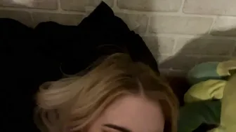 rendasweene blonde cam video